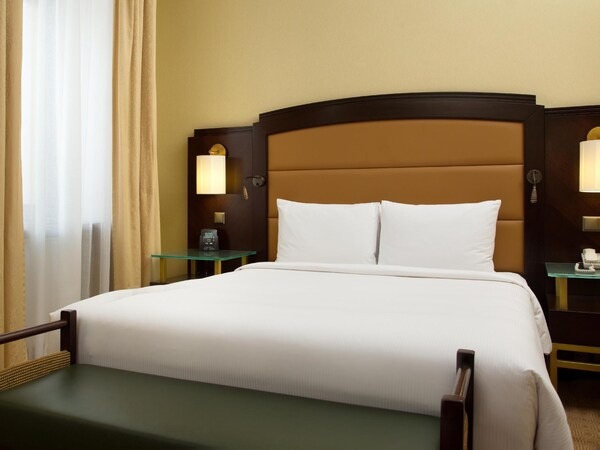 هتل هیلتون مسکو لنینگراد سکایا